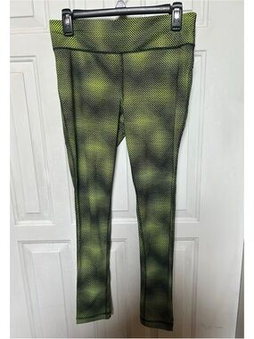 Women’s Black and Green Xersion Workout Leggings